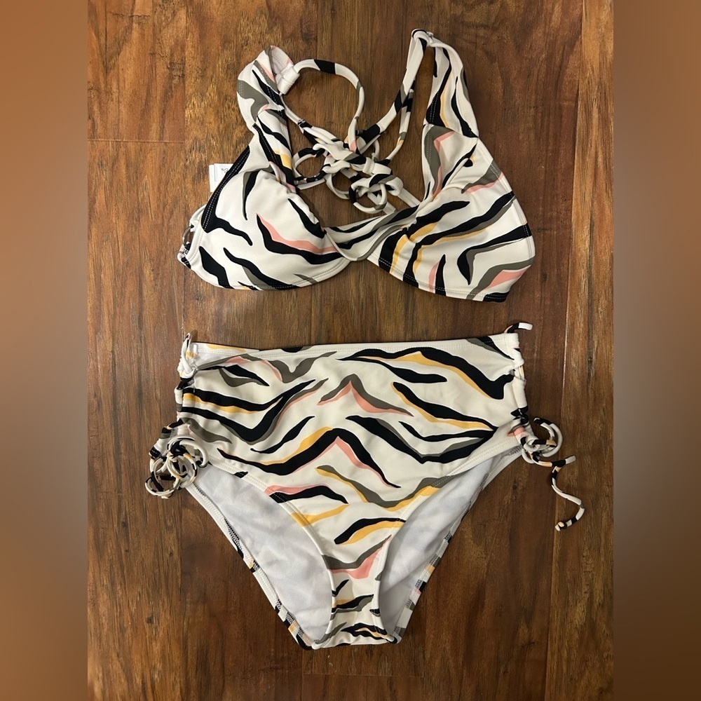 Multicolored Animal Print Bikini Women’s Size Medium Adjustable